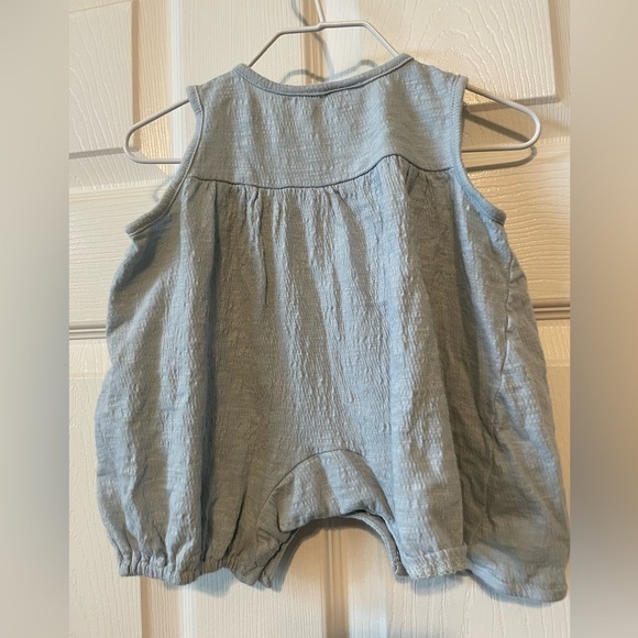 Little Sun light blue jumper / romper 6 mo EUC‎ *my favorite! - Picture 3 of 4